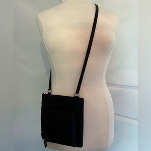 FOSSIL Vintage Black leather crossbody handbag purse